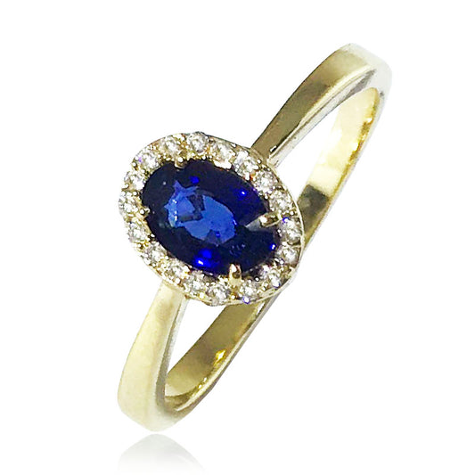 Anel em Ouro Fino Oval Trabalhado em Diamante Safira Azul